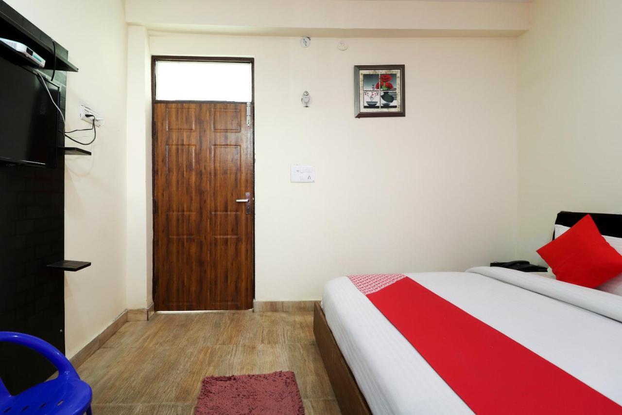 Silver Dew Resorts And Restaurant Dhanaulti Exterior foto